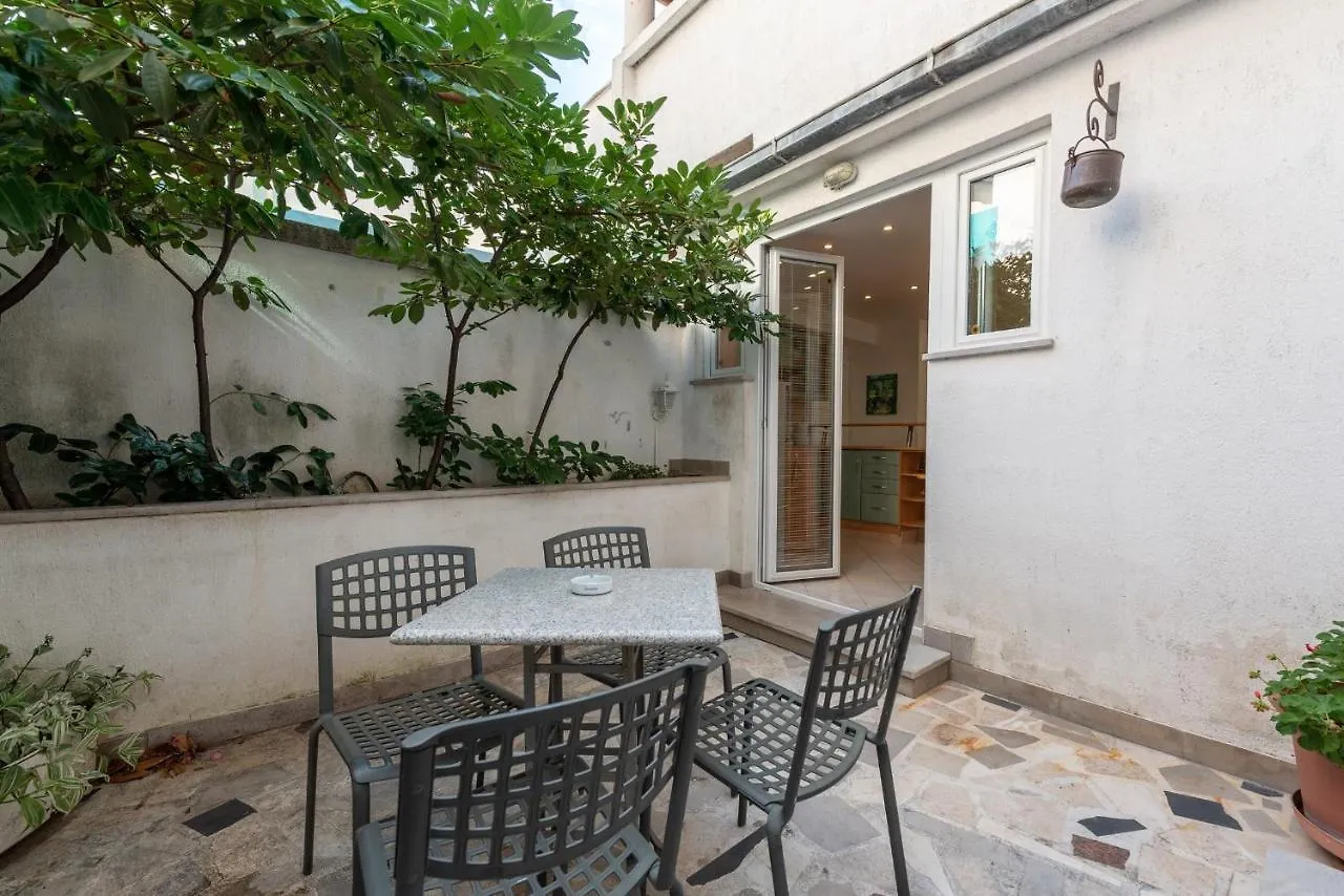 Apartments & Room Armanda Moscenicka Draga 0*,  Croatia